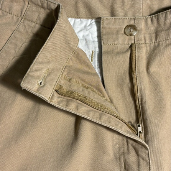 LL Bean Womens khaki shorts size 14 - Picture 3 of 6